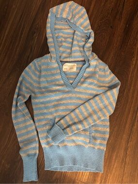 Aeropostale Women's Y2K Blue & Cream Striped Hooded Sweater